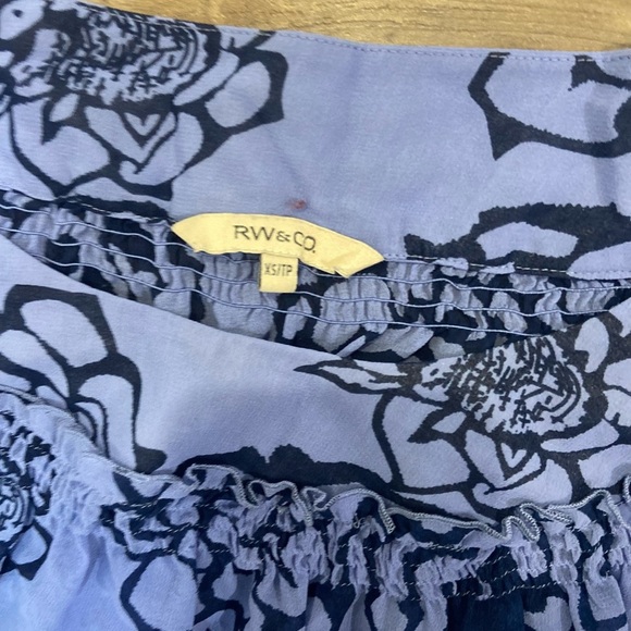 RW&CO. Blue Floral Babydoll Top - Picture 2 of 4